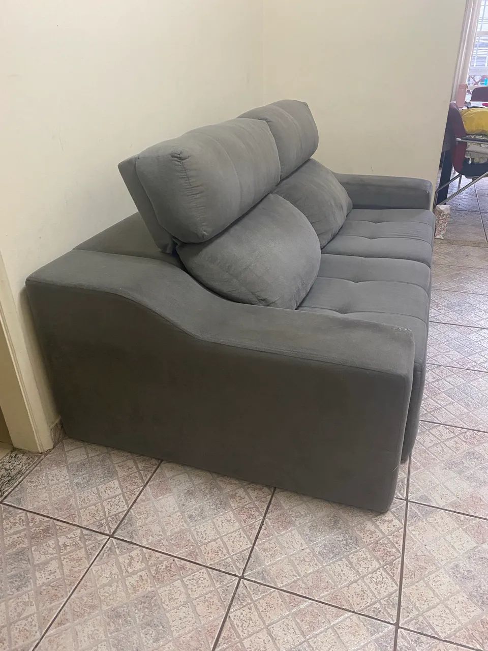 Retractable sofa 64352546742659124