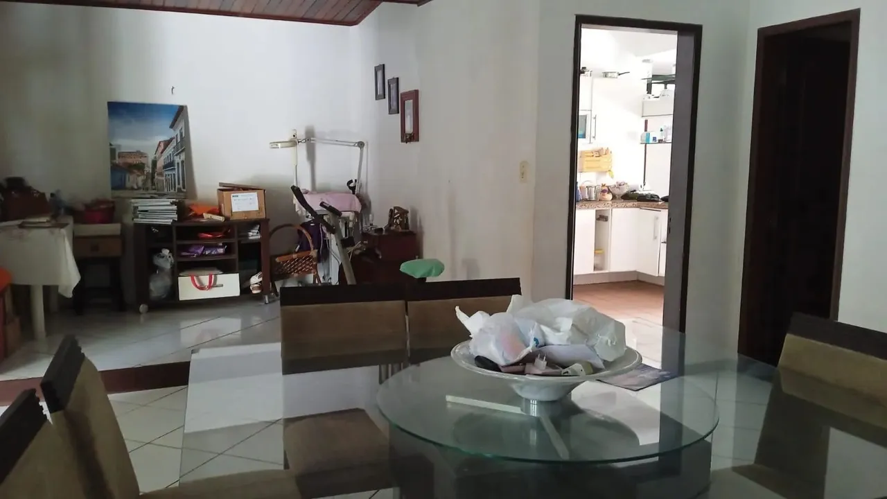 ALUGO CASA NO OLHO DAGUA COM 5 QUARTOS