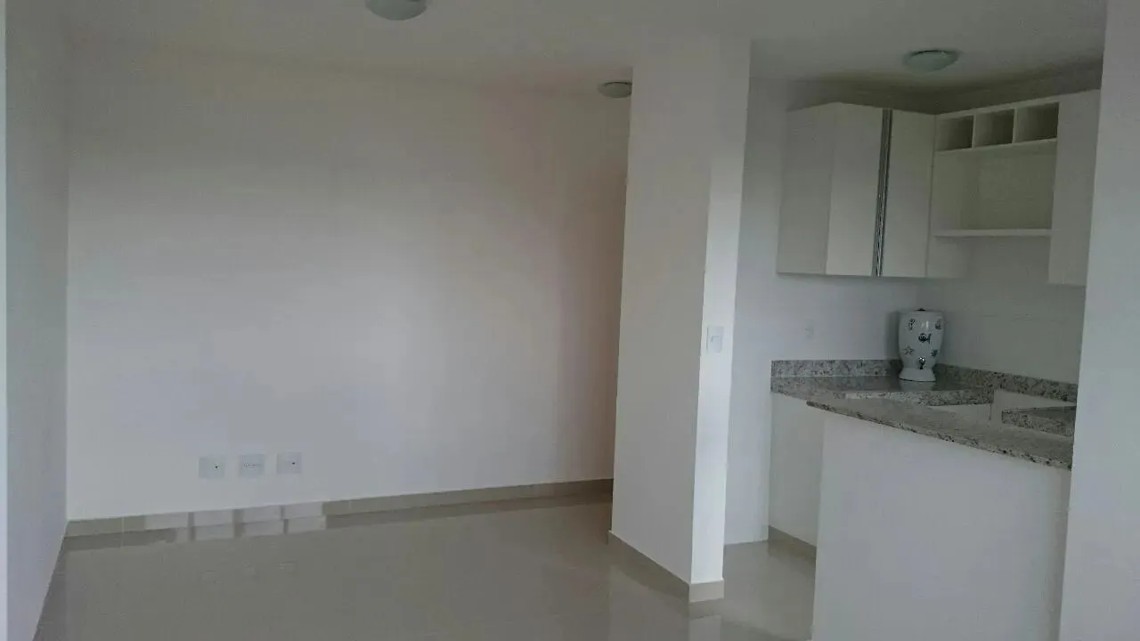 Apartamento 2 quartos, suíte, 2 vagas em frente ao bairro Santa Inês, em BH.