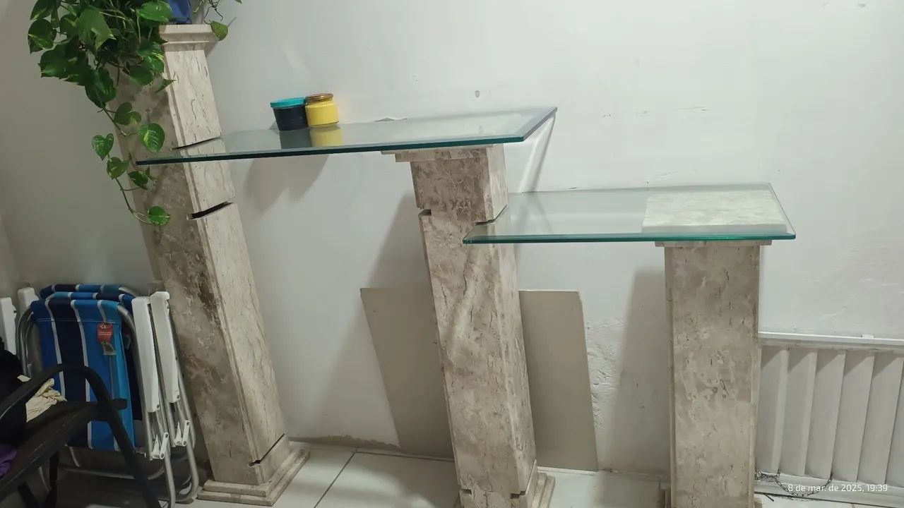  * Mesas de canto com design exclusivo  