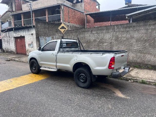 Hillux cab simples 4x2