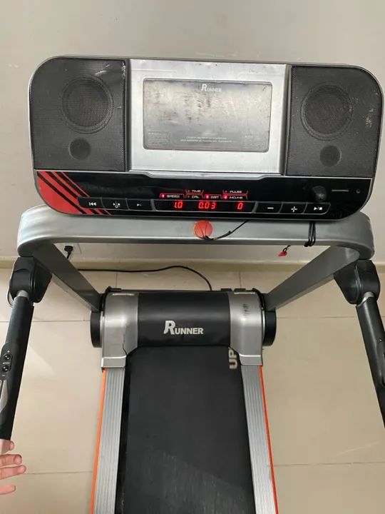 Esteira Elétrica Runner - Ótima para seus treinos!