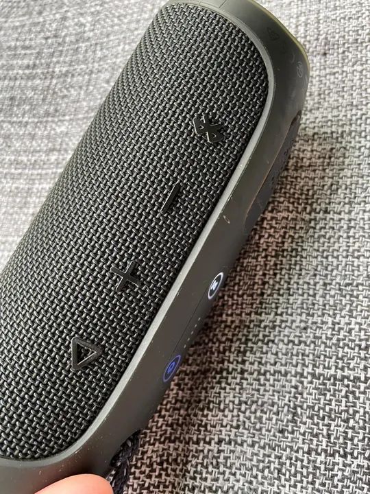 Caixa de Som JBL  Flip 4 - Bluetooth - Portátil - Impermeável - Foto 4