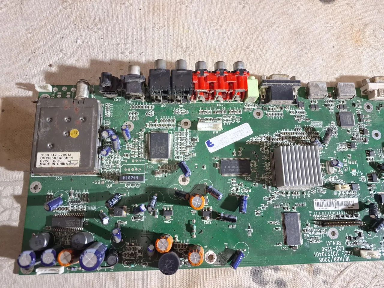 Placa Principal de TV CCE  LCD - Peças