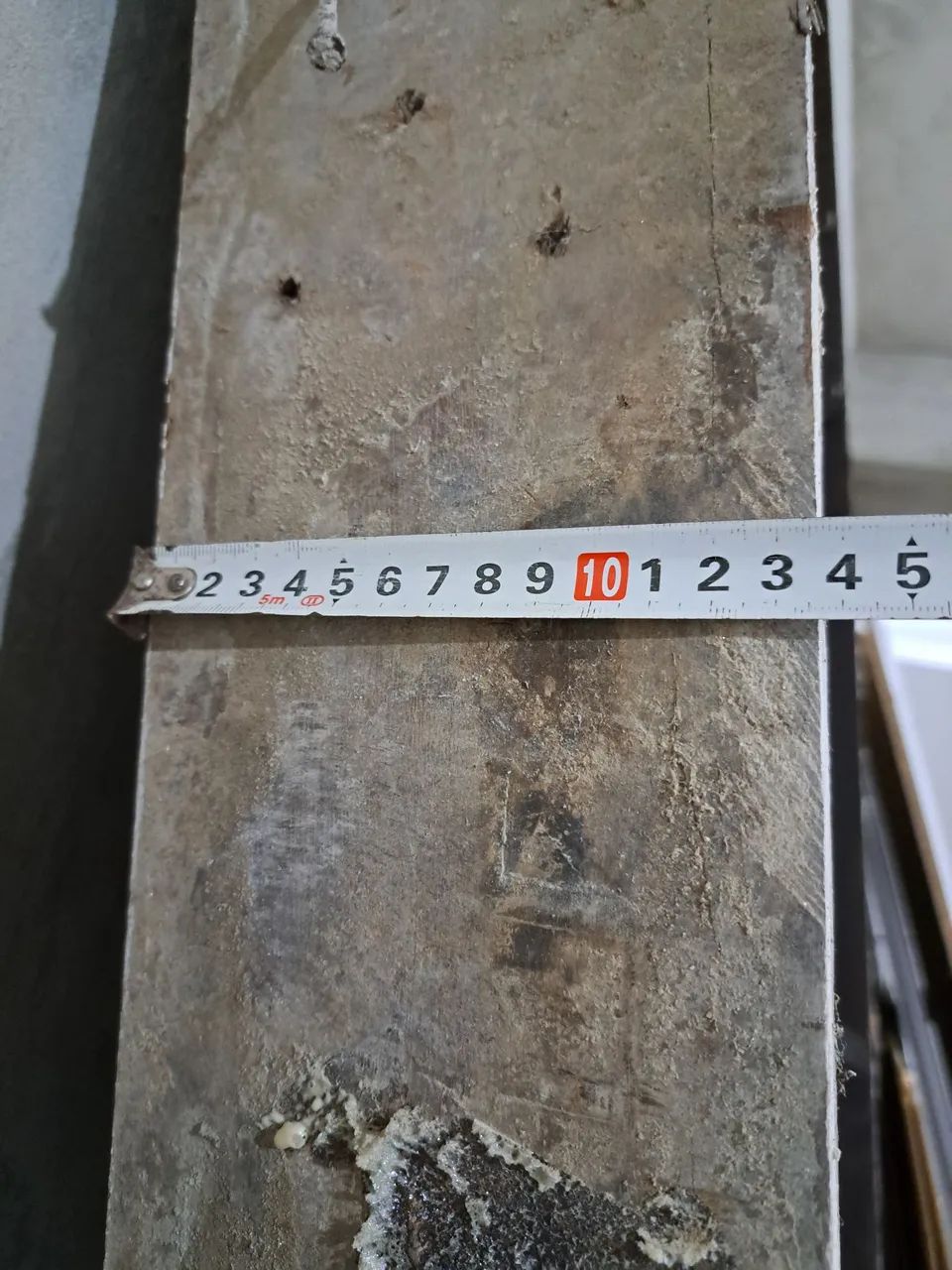 Porta maciça com batente modelo antigo. - Foto 5