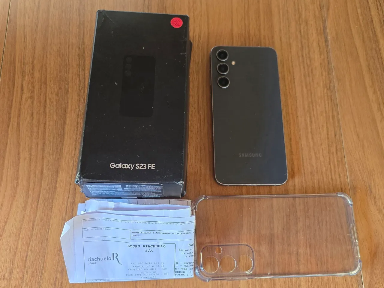 S23 FE + 256 gigas + Nota Fiscal + Garantia + Inteligência Artificial top de linha!!! 