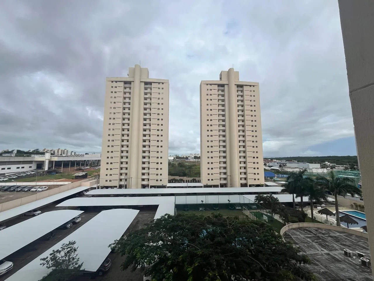Apartamento de 2/4 sendo uma suíte no Condomínio Nata Brisa