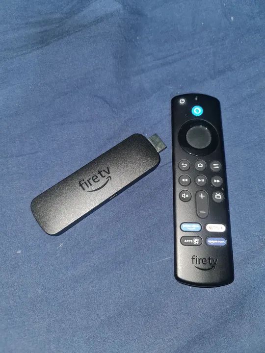 Amazon Fire TV Stick 4K com Controle Remoto - Foto 2