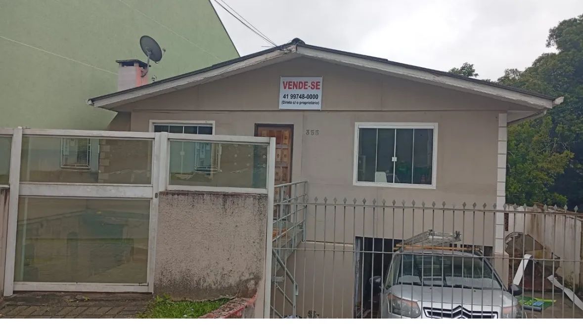 Casa em frente a Universidade Tuiuti