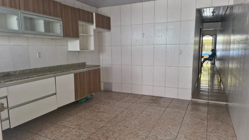 Casa 3 Quartos C/ 1Suíte e Garagem no Jurunas