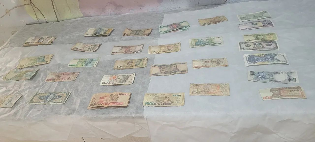 485 moedas e cédulas antigas, nacionais e estrangeiras - Foto 3