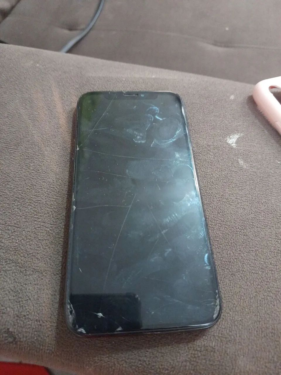 Tela de iPhone Danificada - Para Reparo ou Peças