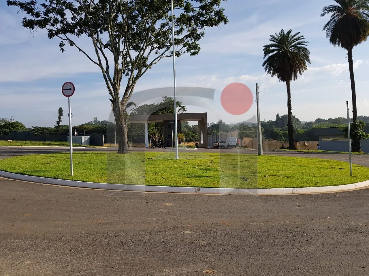 TERRENO NO CONDOMÍNIO JARDIM PIEMONTE
