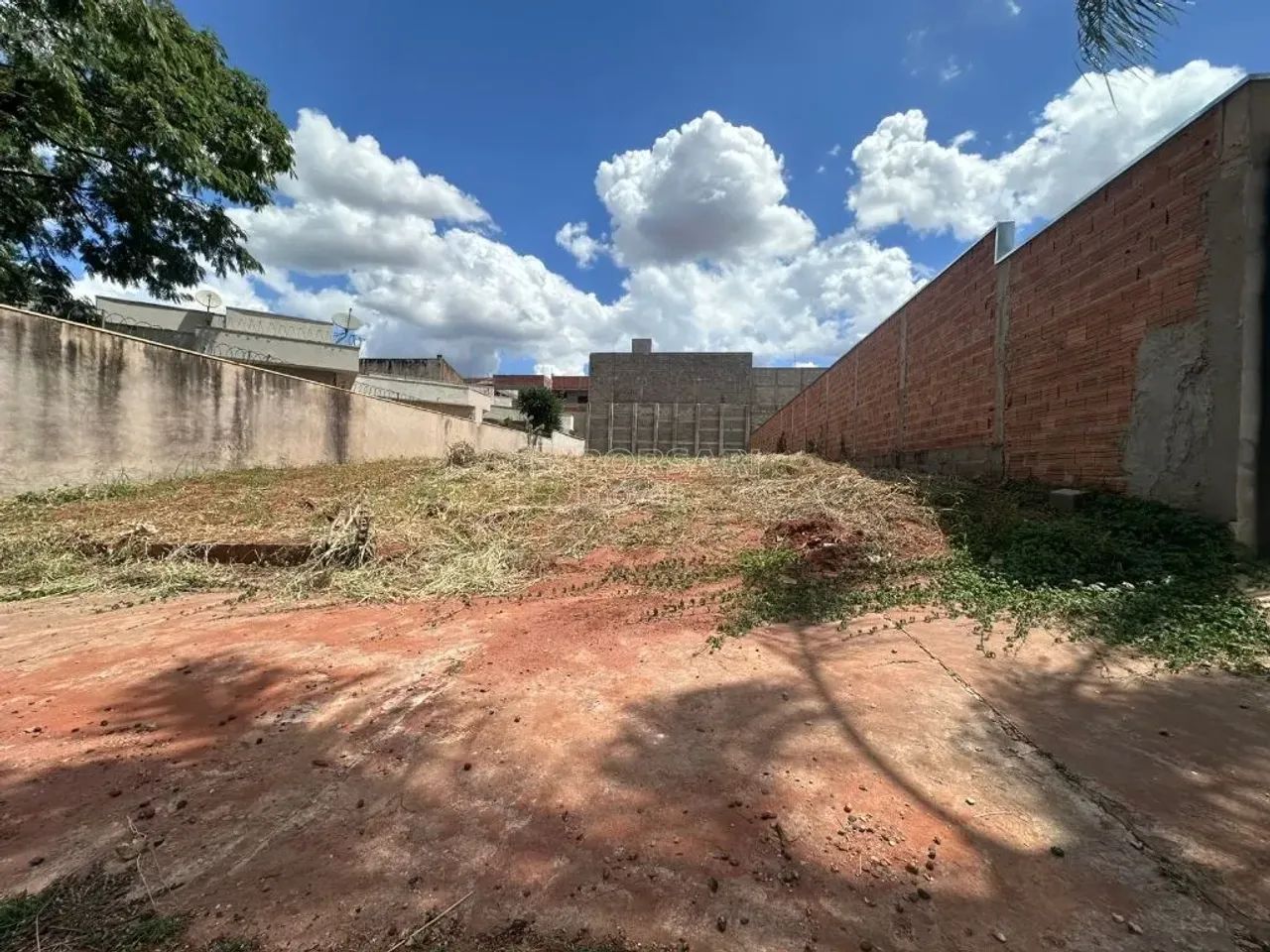 Venda de Terreno / Padrão na cidade de Araraquara - Foto 2