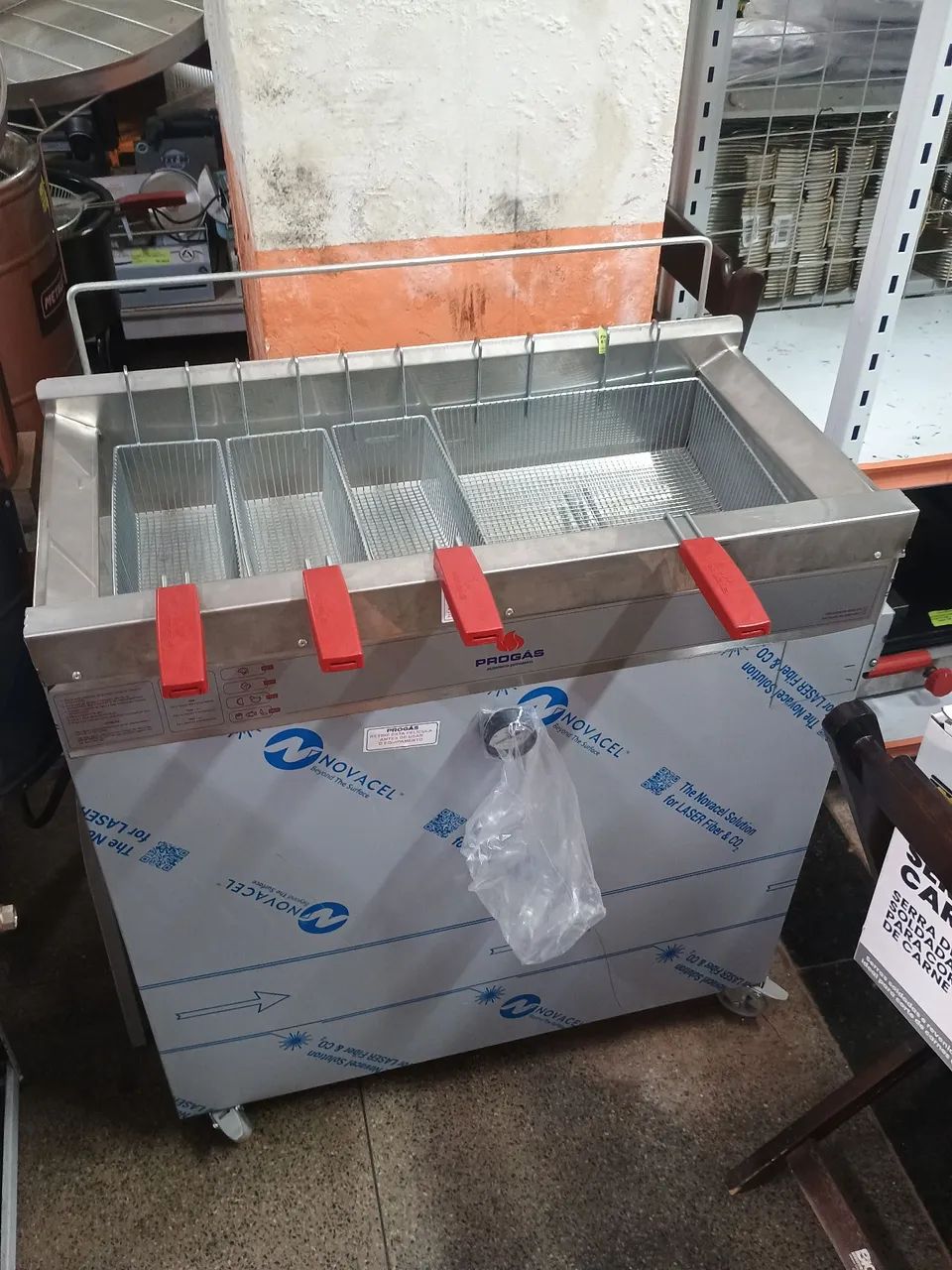 Fritadeira A Gás água e óleo - Novo 