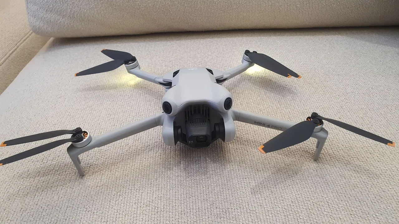 Drone DJI Mini 4 Pro - Novo!