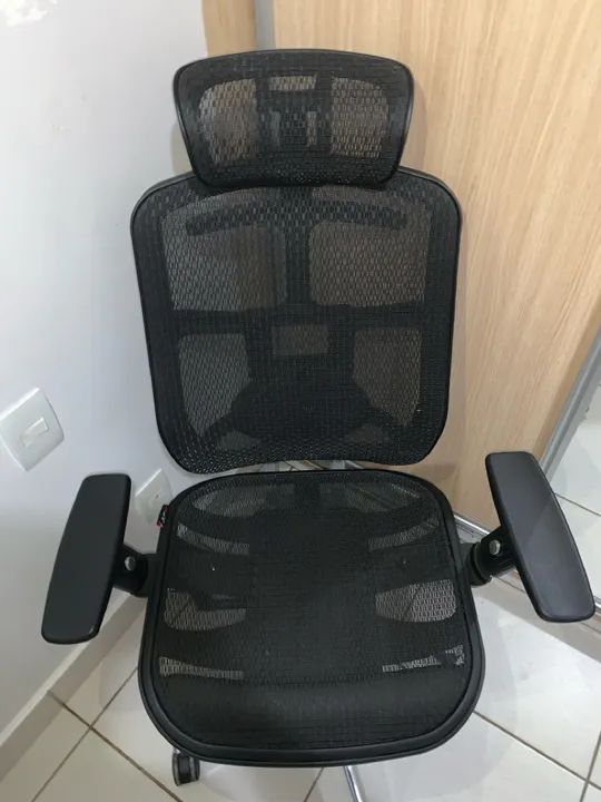 Cadeira ergonômica 