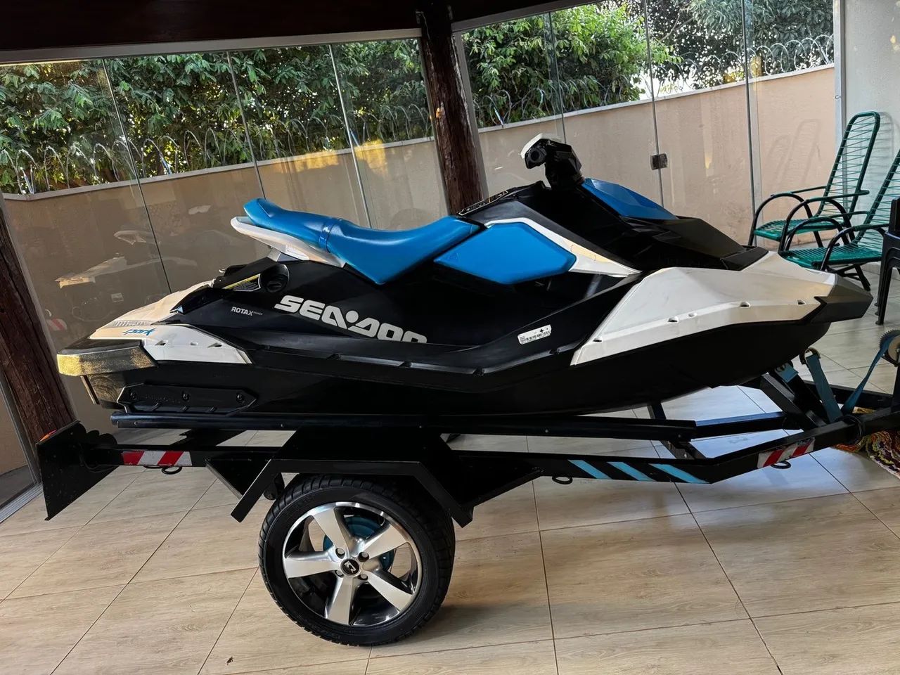 JET SKI SPARK 110HP 2018 - Foto 3