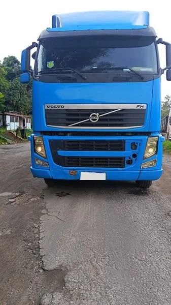 Volvo FH 400 ishift 4x2 ano 2009/10  - Foto 3