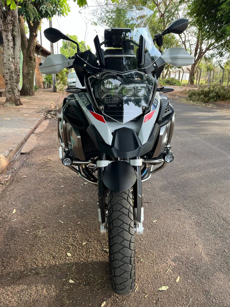 ACEITO TROCAS BMW R 1250 GS ADVENTURE PREMIUN TROPHY 2024 baixa km 5.100  - Foto 5