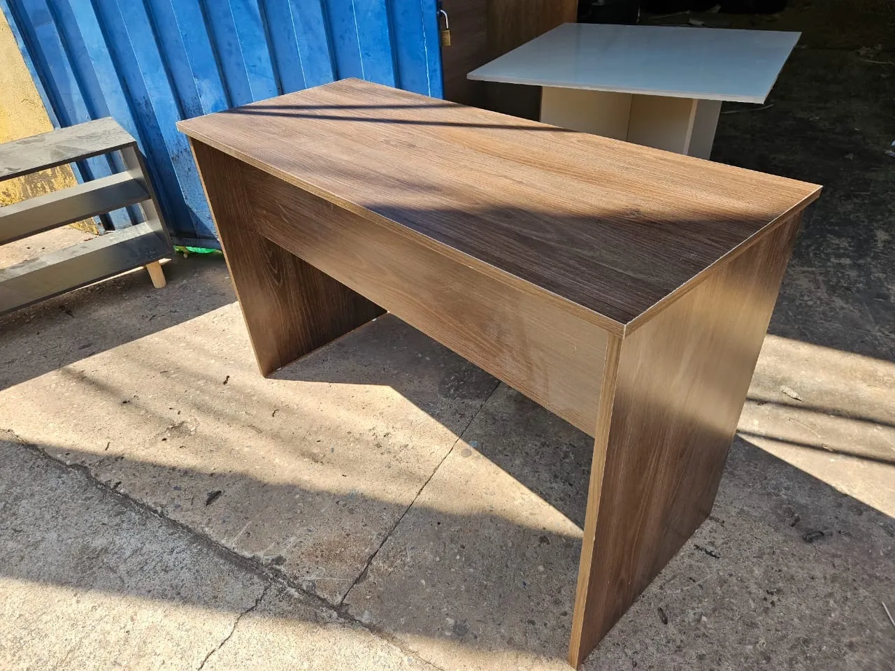Escrivaninha Nova de Fábrica 1.20X50
