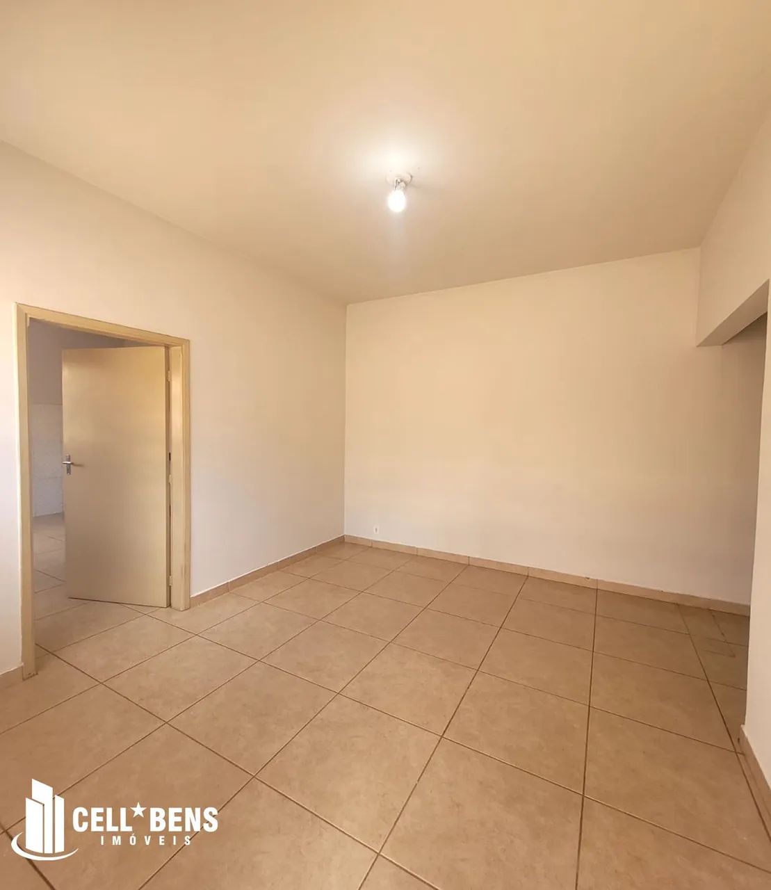 Casa residencial na Av. Fernando Costa - Foto 4