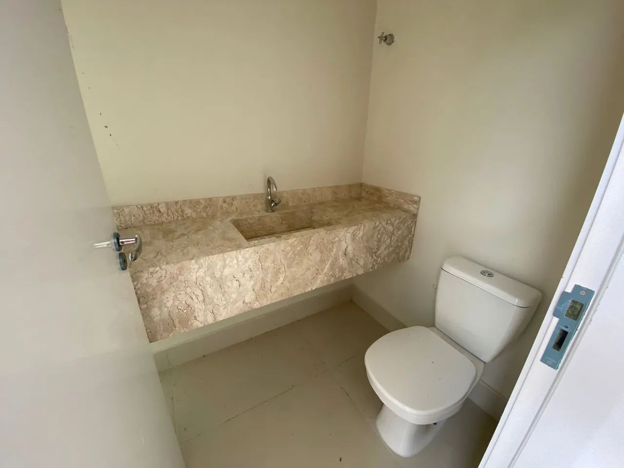 Casa no Condomínio Passaredo tem 138m ² / 3 Suítes com Pé Direito Duplo na Ponta Negra - Foto 4