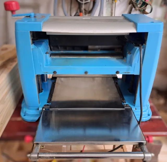 Plaina Desengrosso/Desengrossadeira de Bancada 1500w G683br Gamma - [110v] - Foto 4