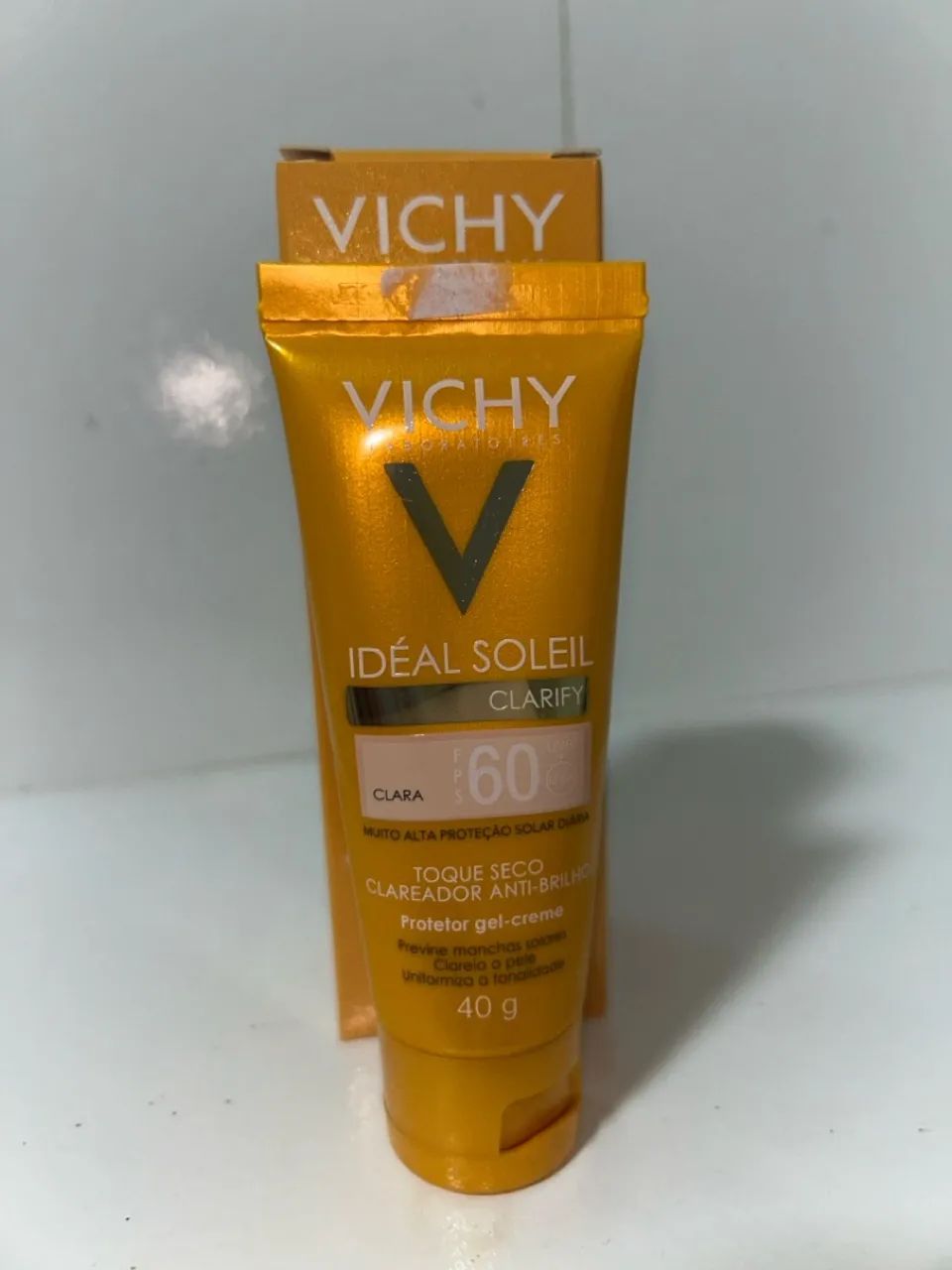 Protetor Solar Vichy Ideal Soleil Clarify FPS 60 - Foto 2