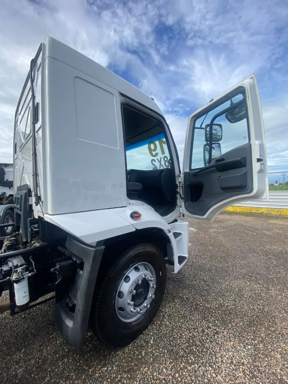 Ford Cargo 2429 2019 - 8x2 - Foto 3