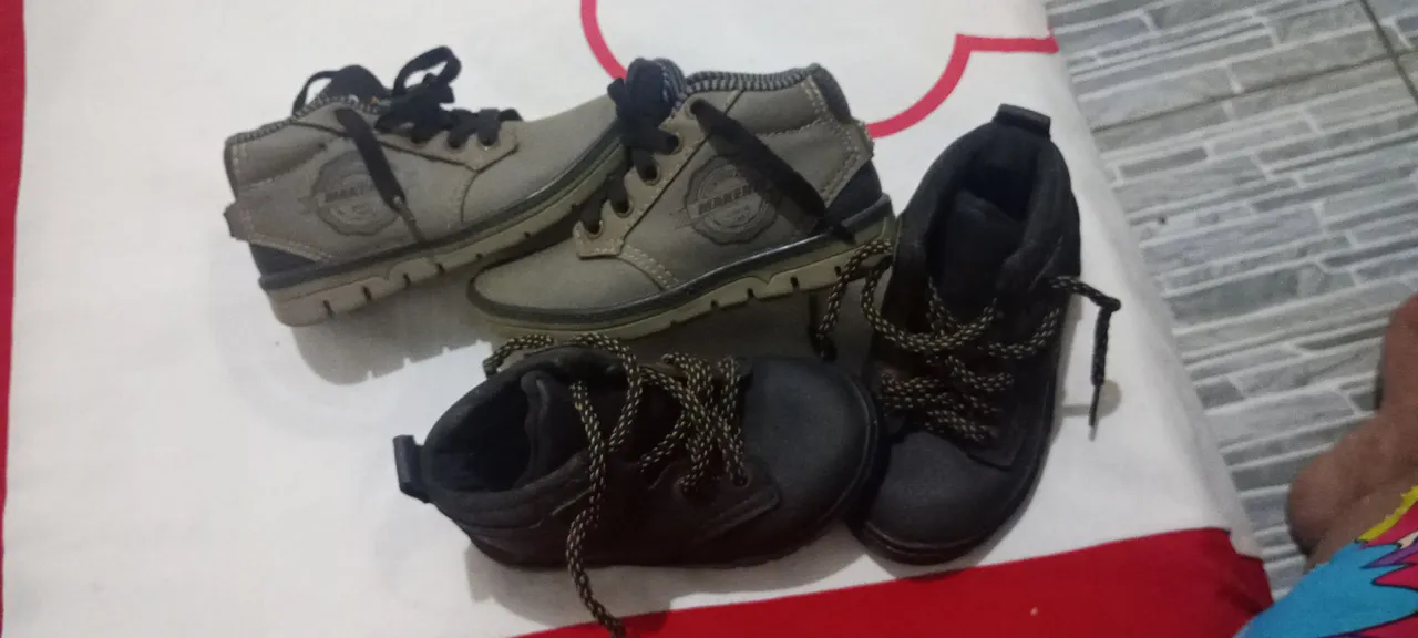 Botas infantis confortáveis e estilosas 30