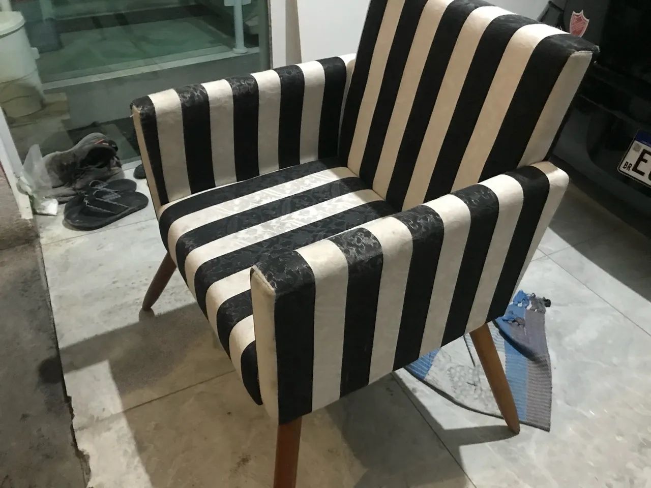 Poltrona Listrada Elegante Casa - Foto 3