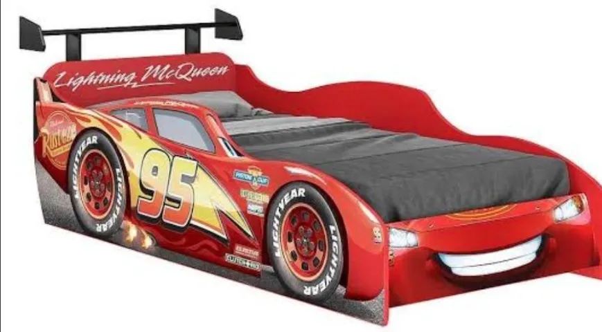 Cama hot wheels. Usada.