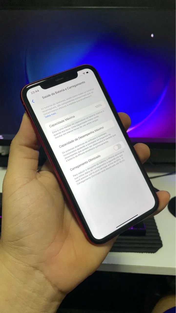 iPhone 11 128GB Red Product  - Foto 3