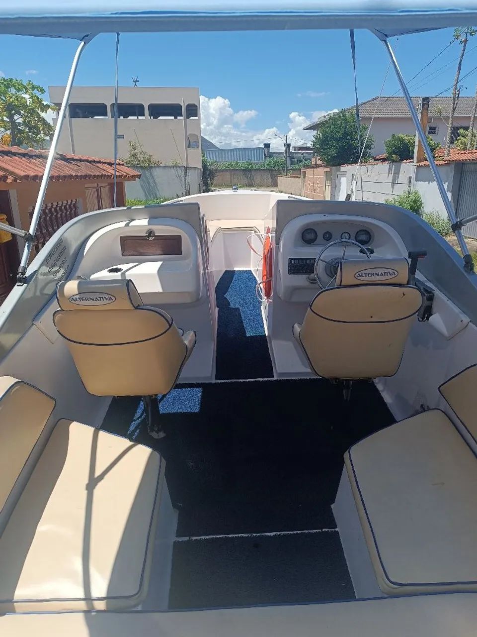 Lancha alternativa 7500