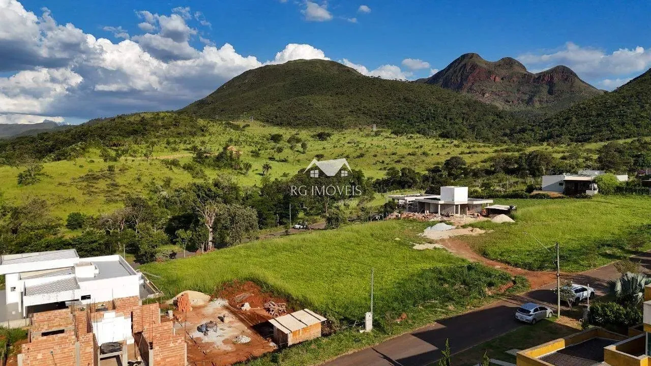 Lote no condomínio Serra dos Bandeirantes