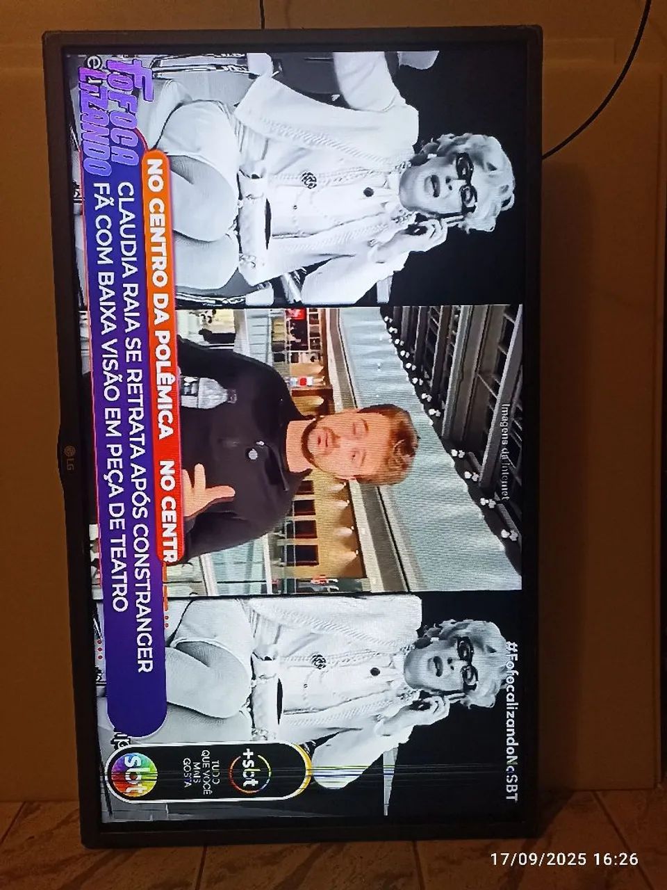 TV LG 32 " Polegadas Samart com linha do lado Fio de Cabelo 