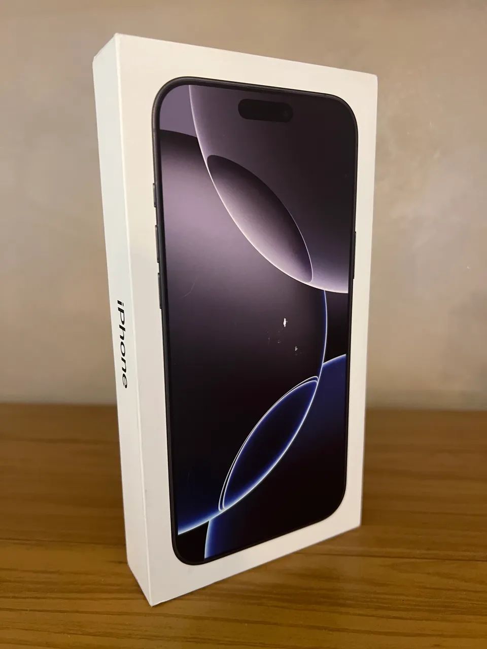 【郵送9/24】iPhone 16Pro Black Titanium 本体 Busca Paraguai