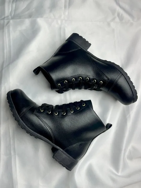 Bota Feminina Preta Confortável Super Macia Top