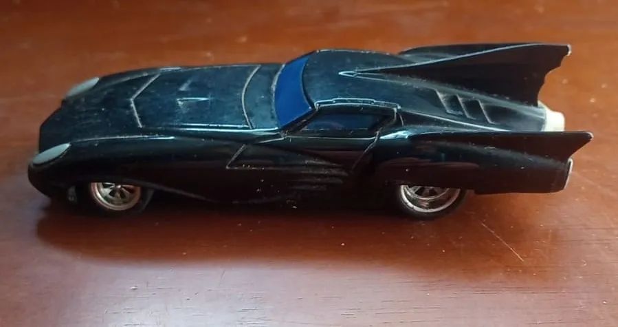 BATMÓVEL - COLEÇÃO HOTWHEELS - Foto 3
