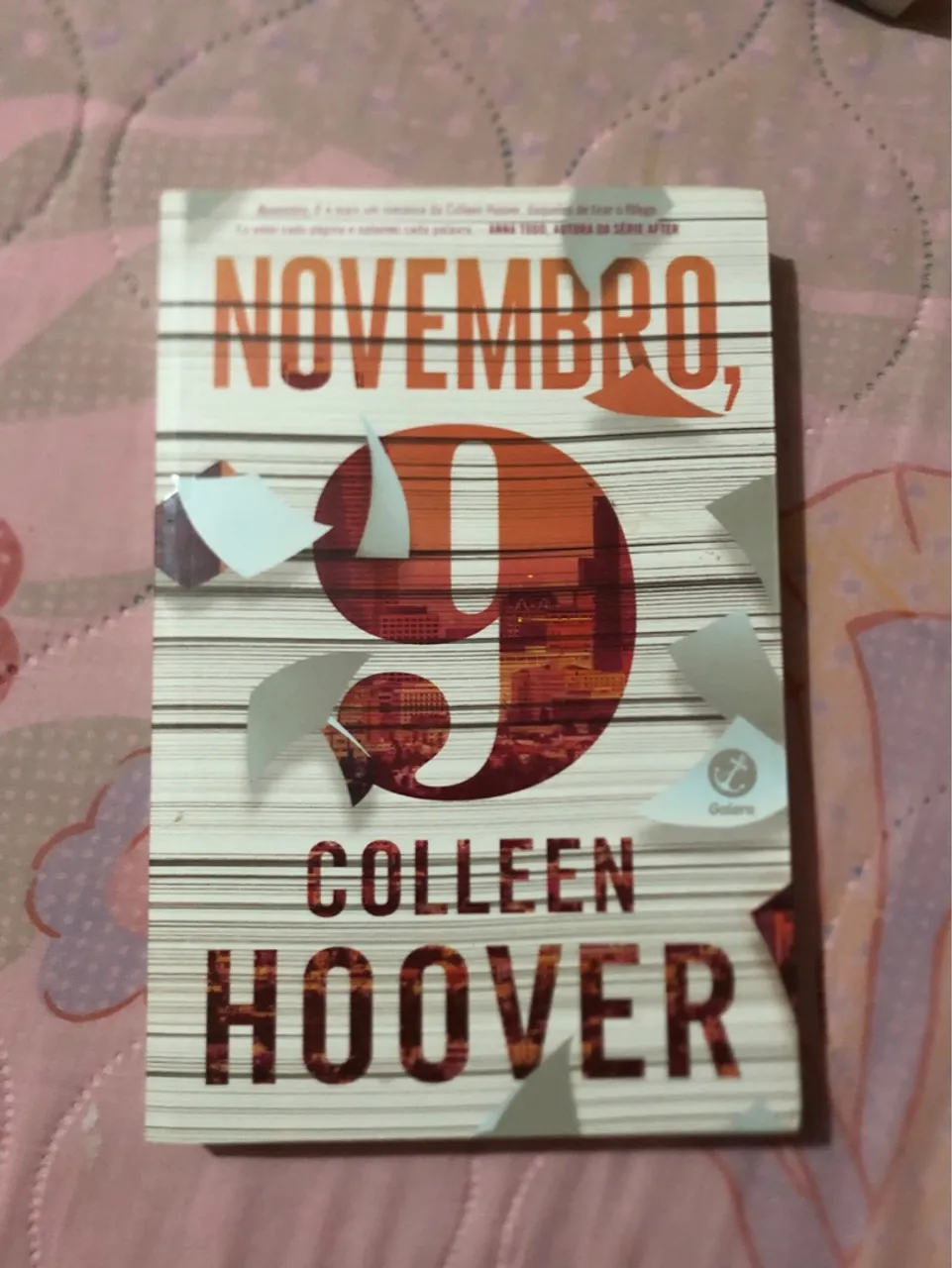 Novembro 9 - Colleen Hoover
