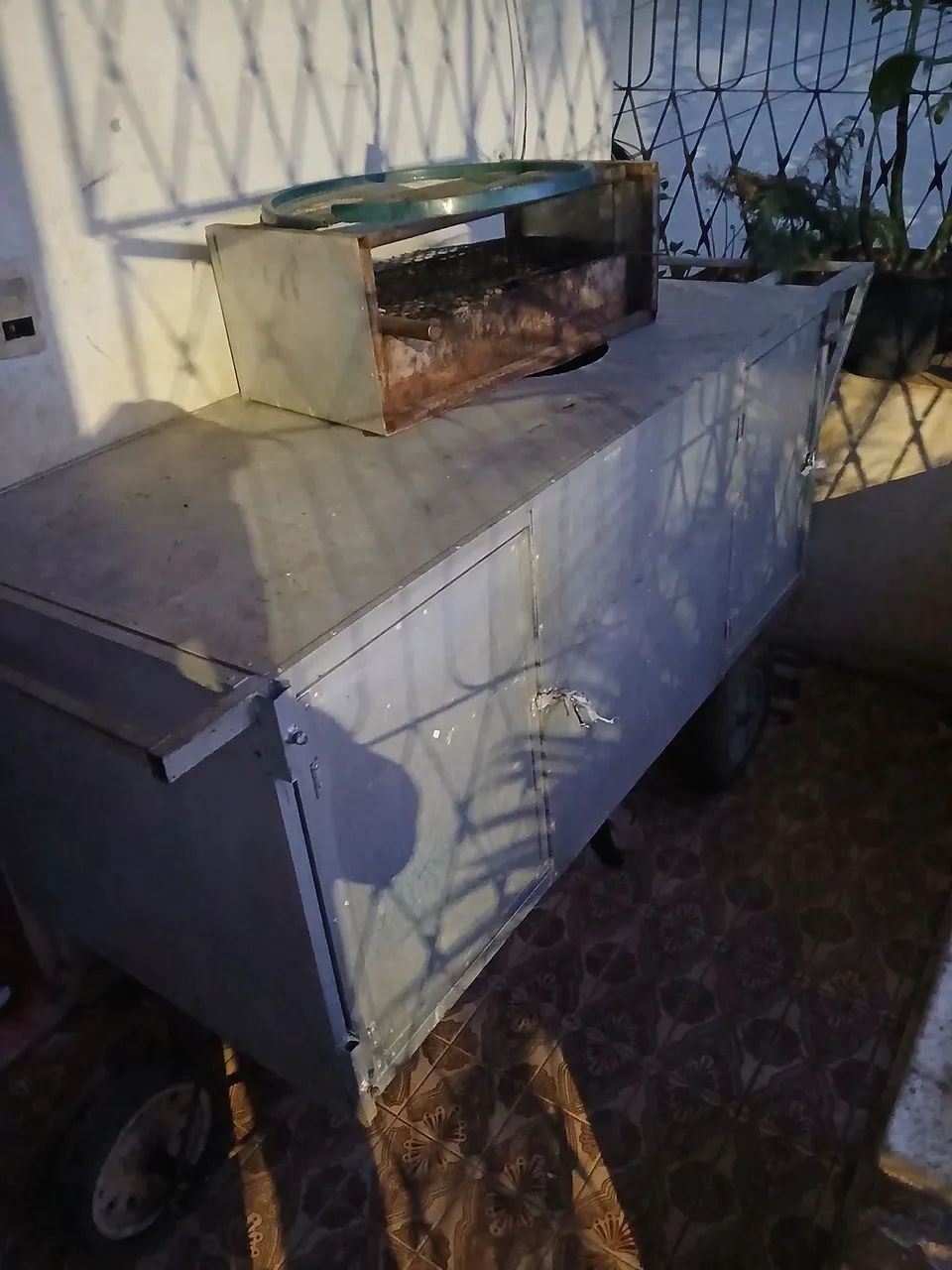 Carrinho de churrasco milho verde