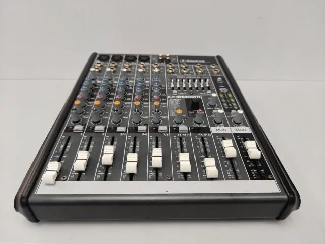 Mesa De Som Mackie Profx8 Usb 8 Canais Ótima! - Foto 2