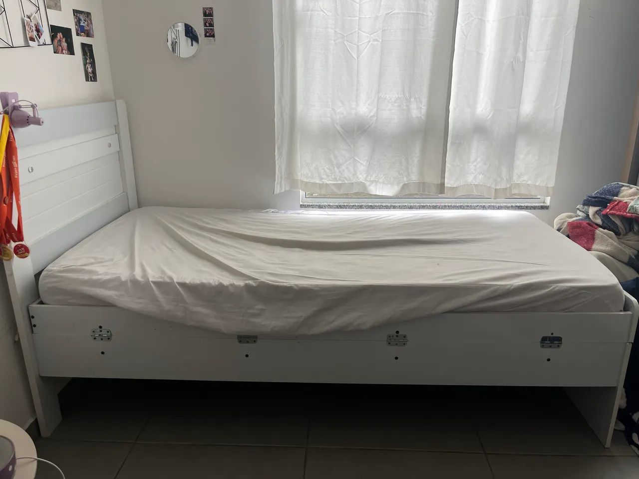 Vendo cama baú de solteiro, praticamente nova  - Foto 2