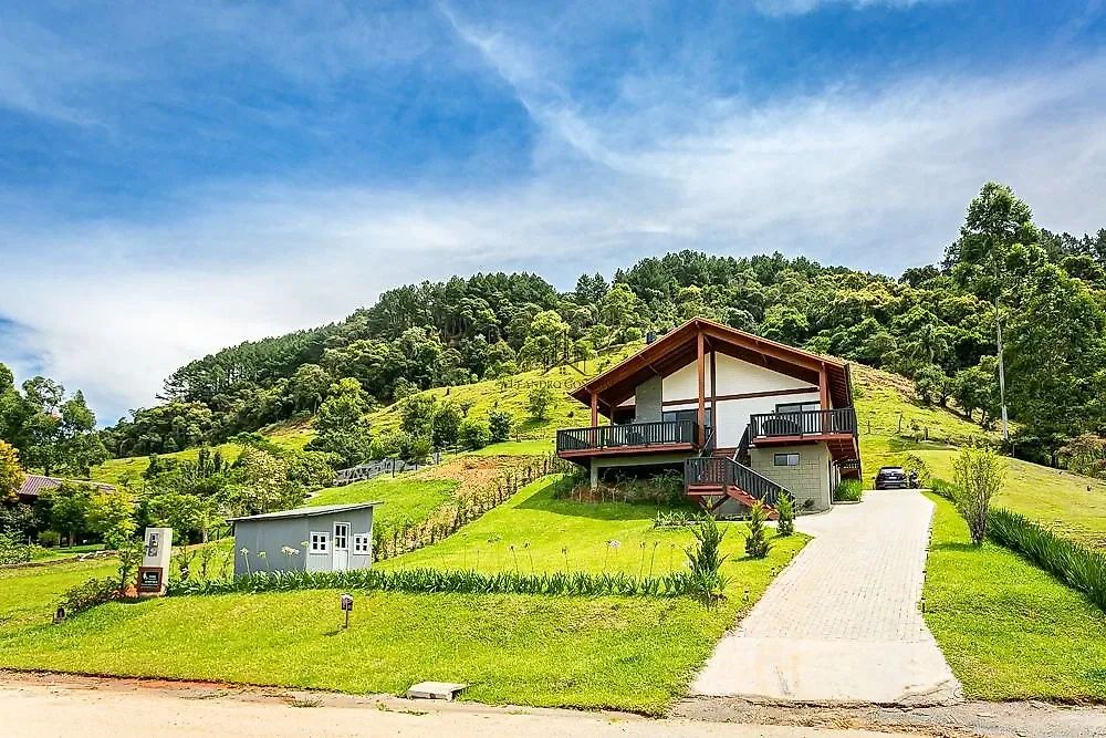 CASA NOVA ALTO PADRÃO - 4 DORMITÓRIOS - RANCHO QUEIMADO - Foto 2