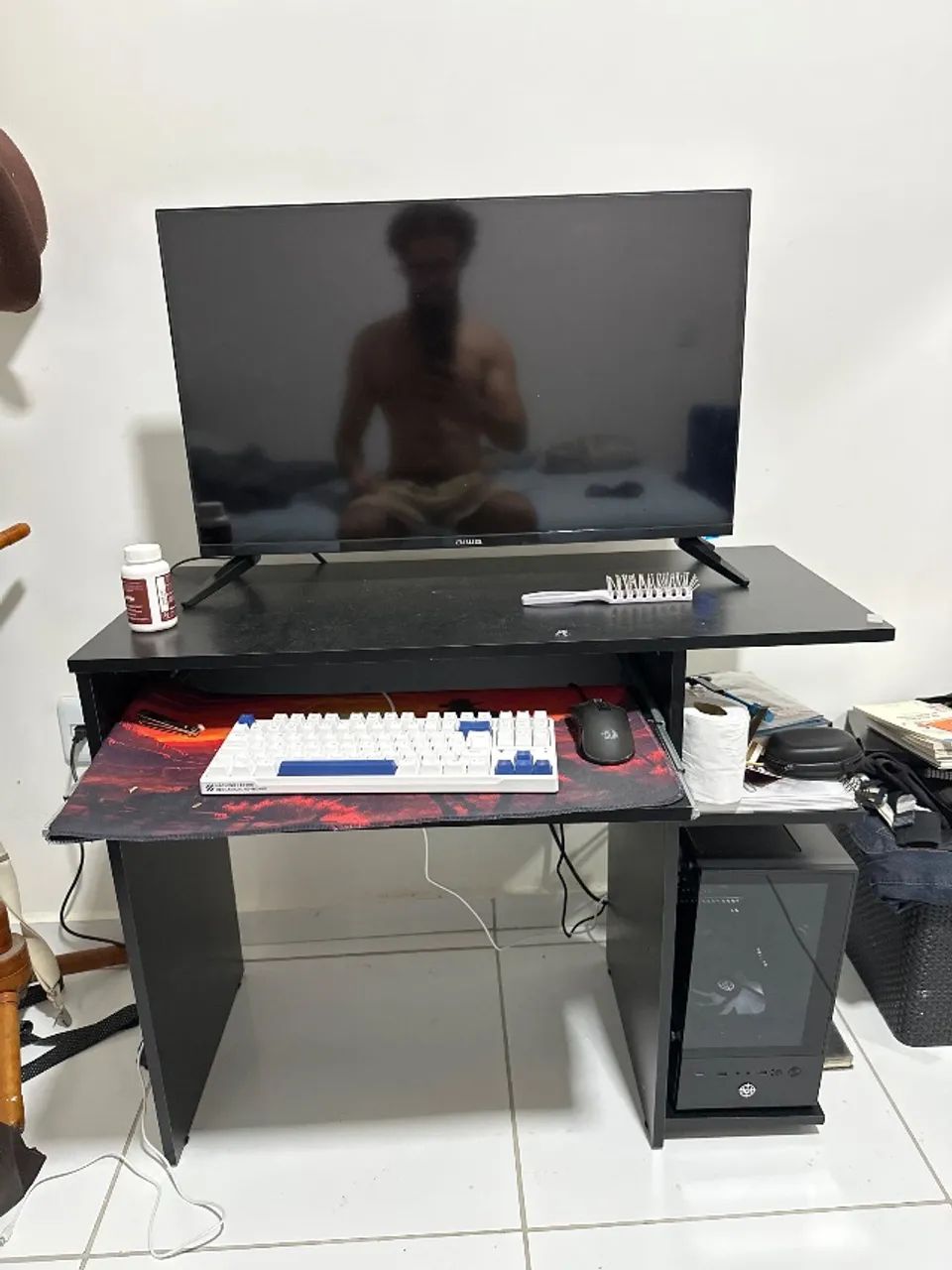 Escrivaninha para computador/notebook