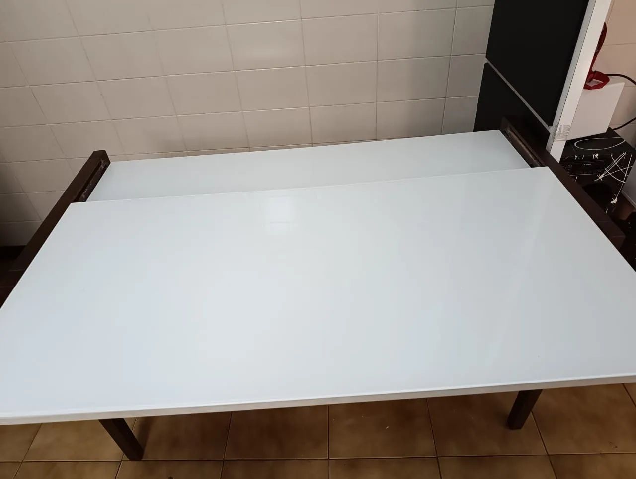 Mesa base em madeira  e topo madeira e vidro - Foto 3