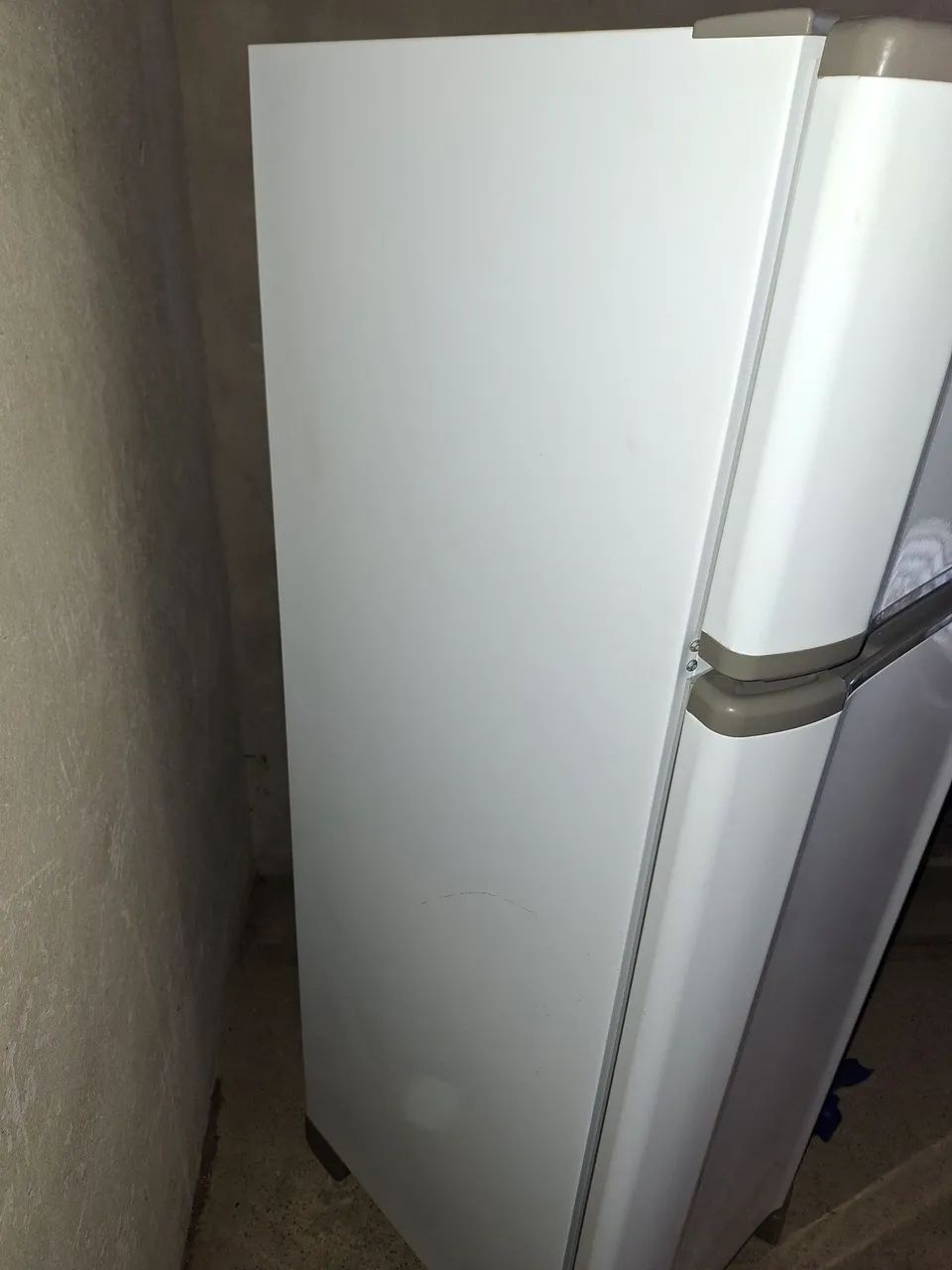 Refrigerador Esmaltec semi novo - Foto 2