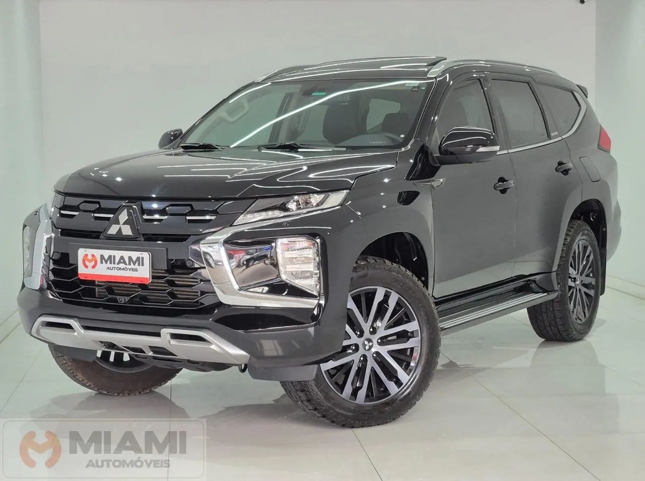 Mitsubishi Pajero Pajero Sport Legend 2.4 4x4 Diesel Aut. 2025