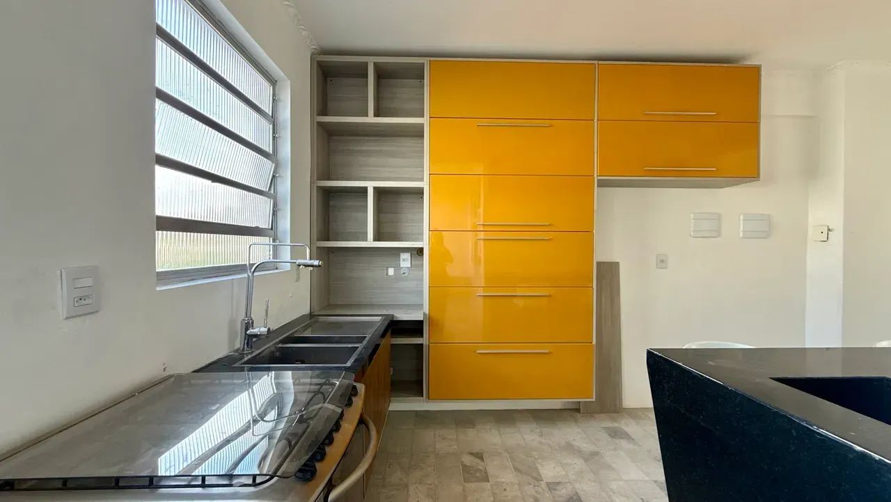 Apartamento com 3 quartos para locação em Coqueiros próximo da AABB - Foto 4